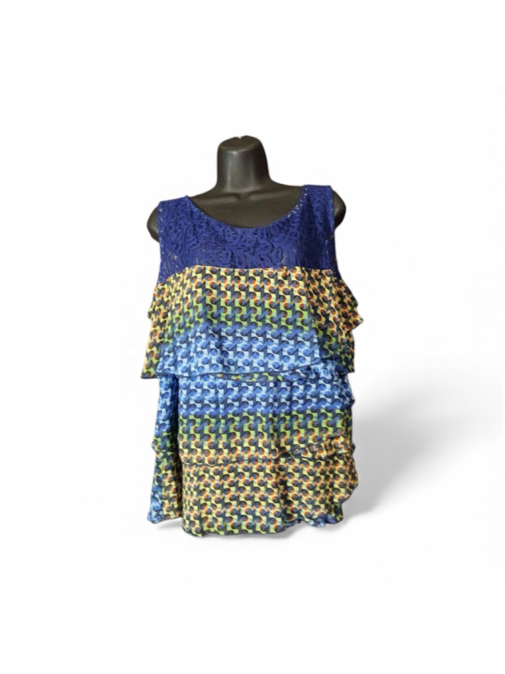 Skye's the Limit Women's 1X Sleeveless Tiered Lace & Print Top - INV120 A1